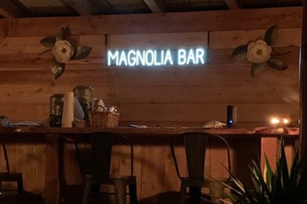 Magnolia Bar - Victoria Matacotta vmatacotta@comcast.net image1 600x400