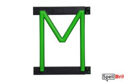 Letra LED M, con luces LED que parecen letras de neón