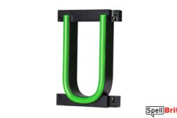Letra LED U, con luces LED que parecen letras de neón